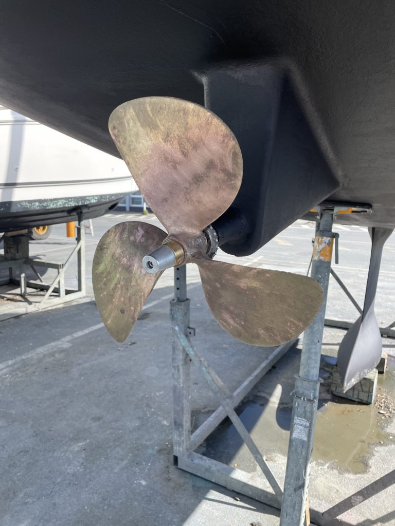 Photo hélice propre bateau