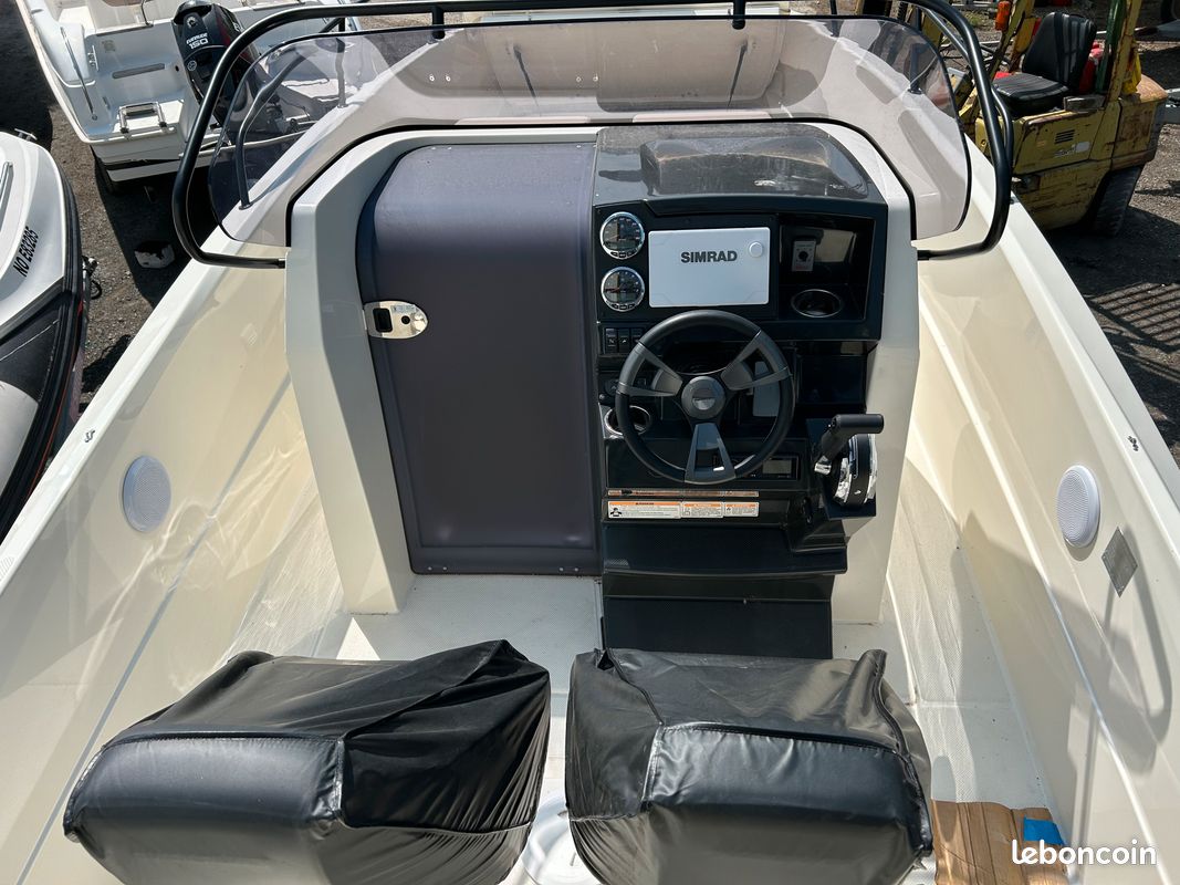 Quicksilver 705 Open – Image 4