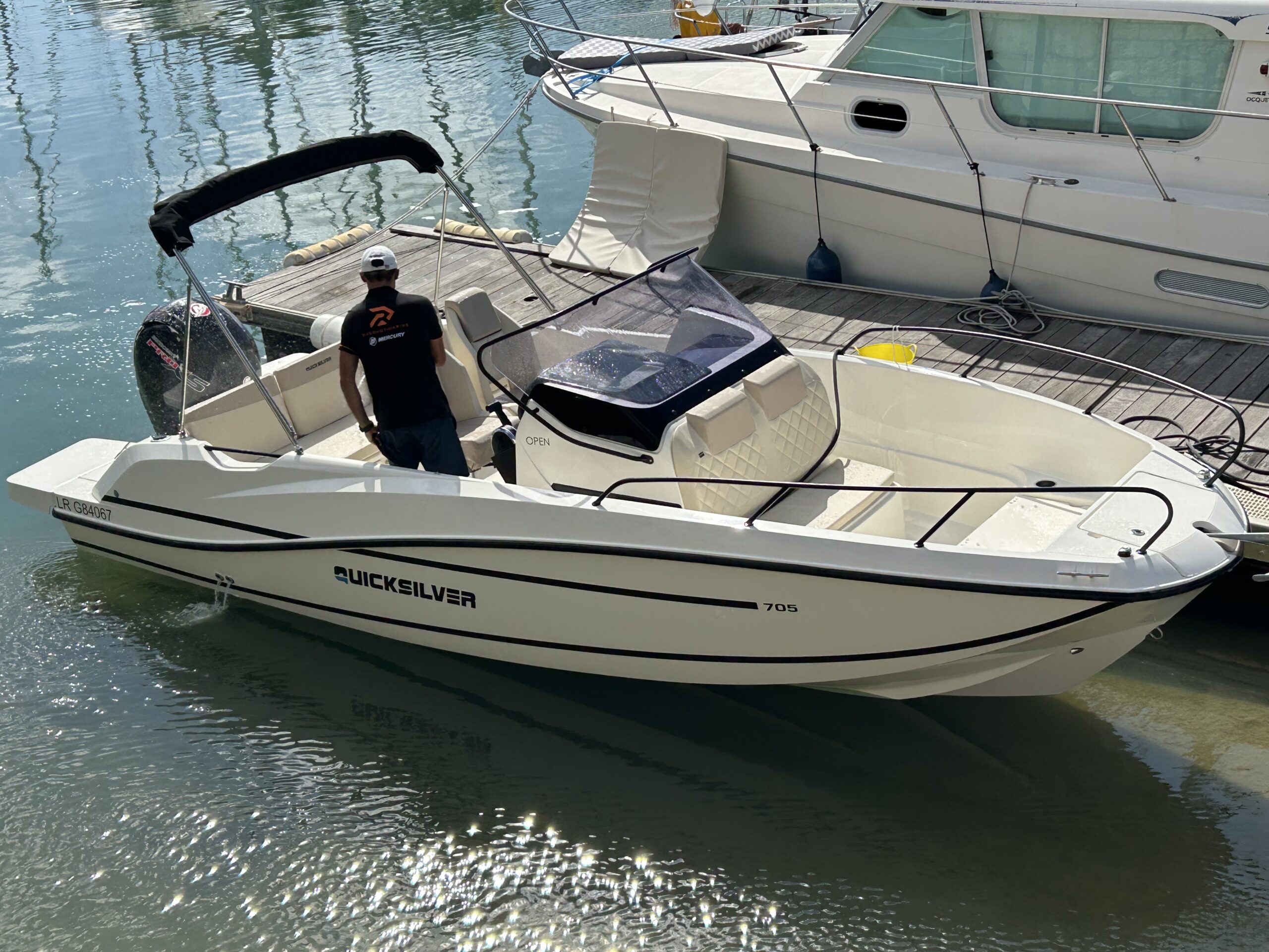 Quicksilver 705 Open