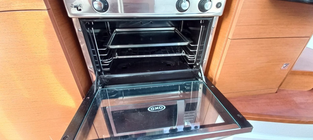 Jeanneau NC9 – Image 4